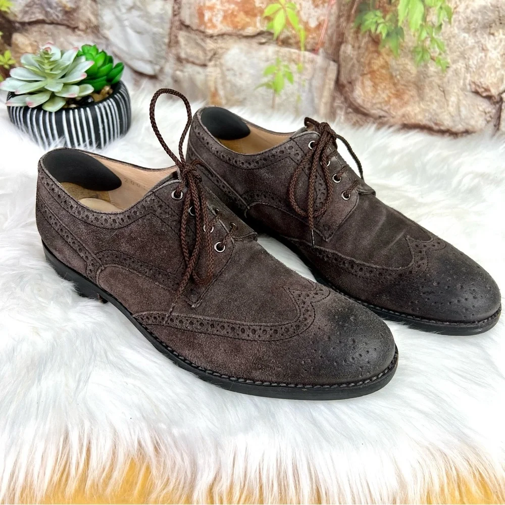 RED BY SAKS FIFTH AVENUE Men's Classic Brown Suede Lace-Up Wingtip Oxfords, 8.5